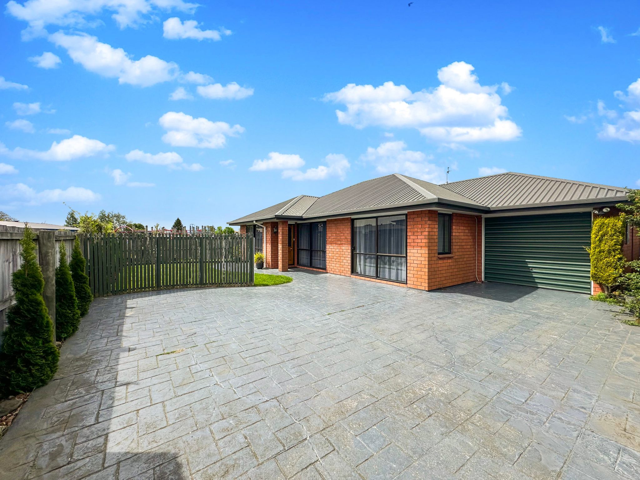 Diamond Realty