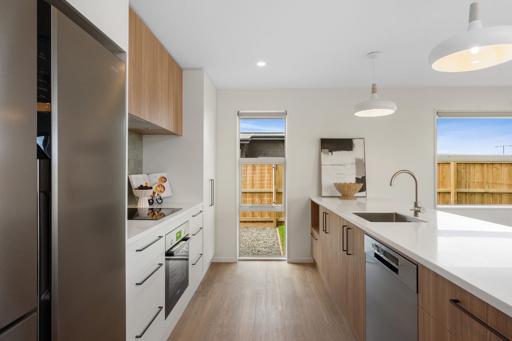 Stylish Turnkey Living in Earlsbrook — slide 2