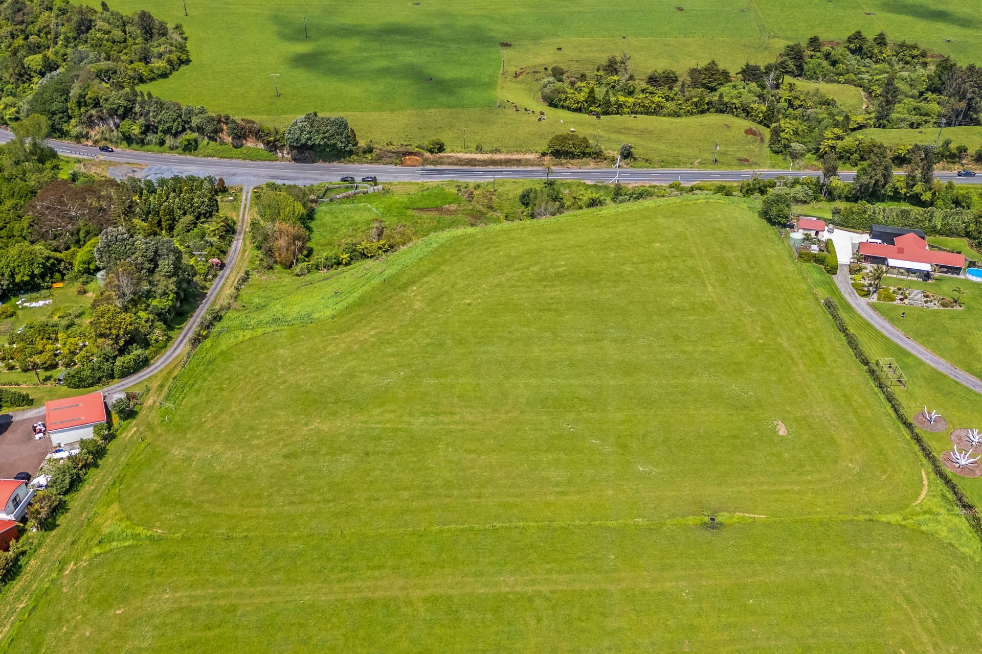 North Taranaki’s Most Striking Coastal Holding — slide 6