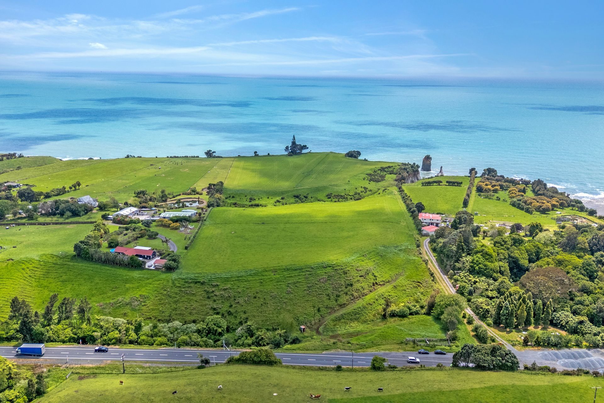 North Taranaki’s Most Striking Coastal Holding — slide 8