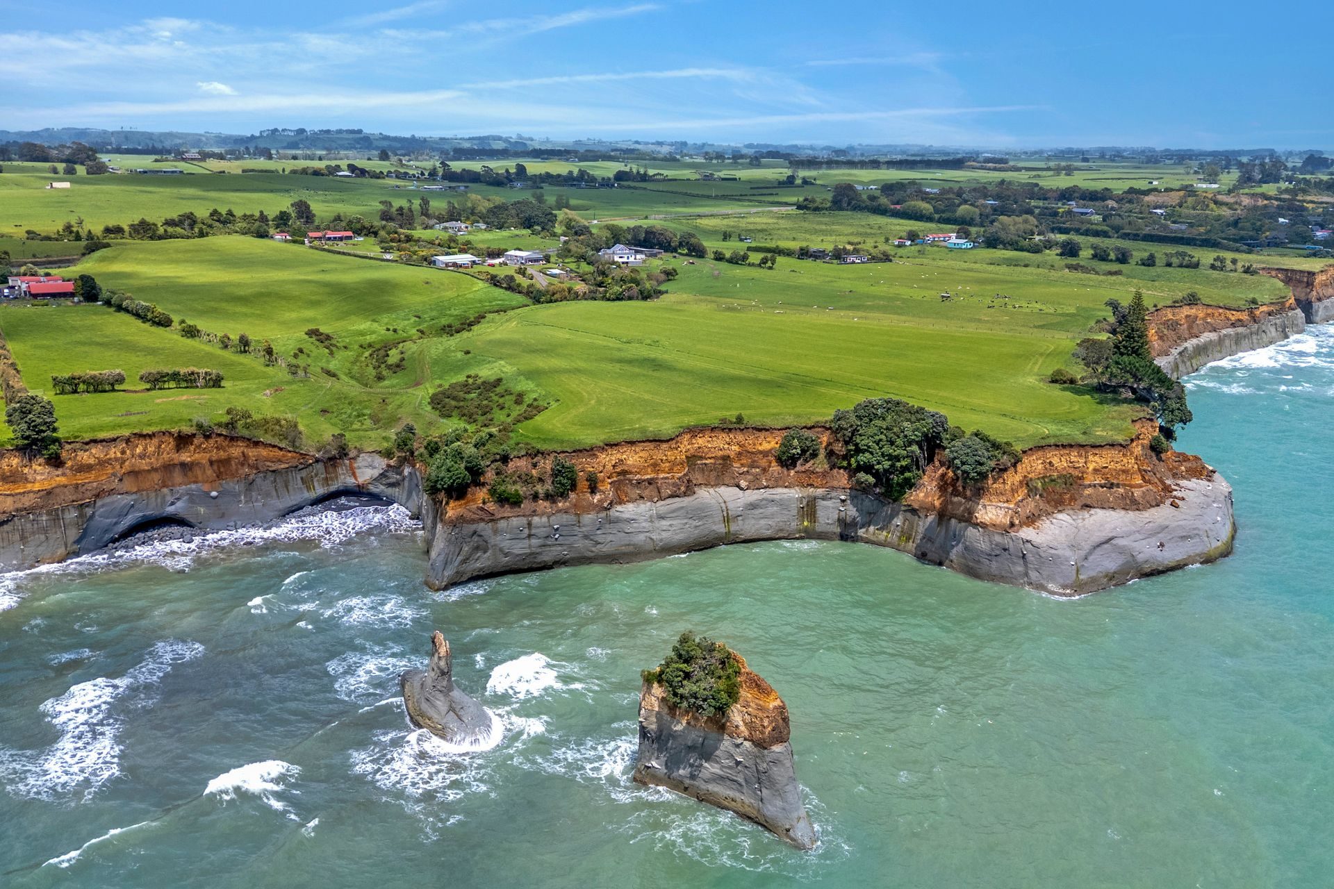 North Taranaki’s Most Striking Coastal Holding — slide 10