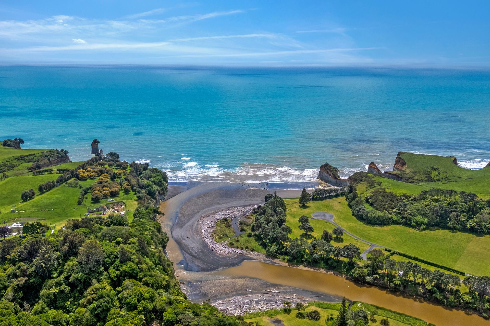 North Taranaki’s Most Striking Coastal Holding — slide 17