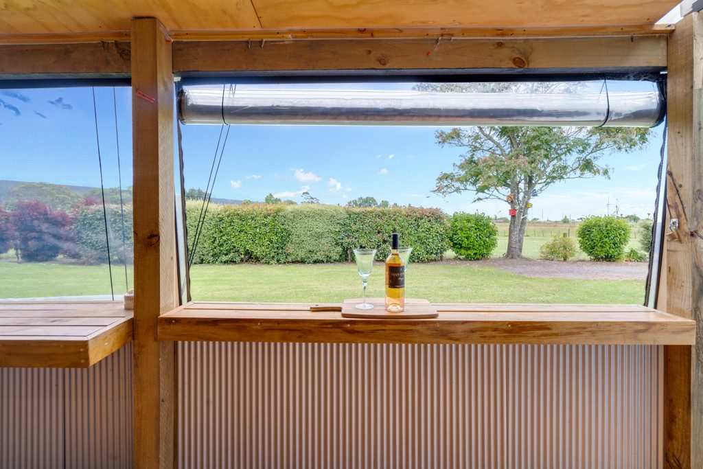 Renovated Lifestyle Living Near the Water — slide 15