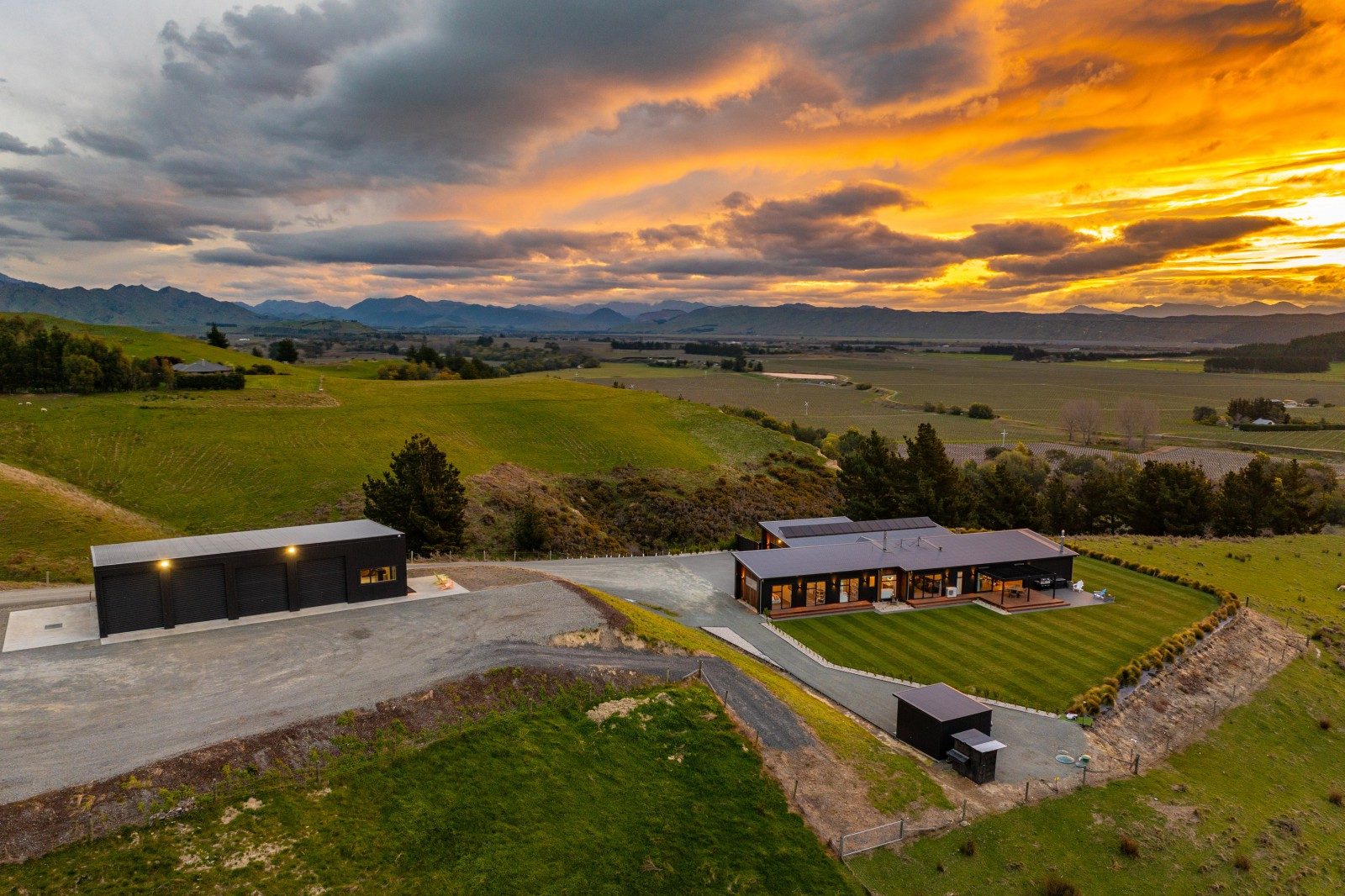 Marlborough lifestyle with outstanding views — slide 33