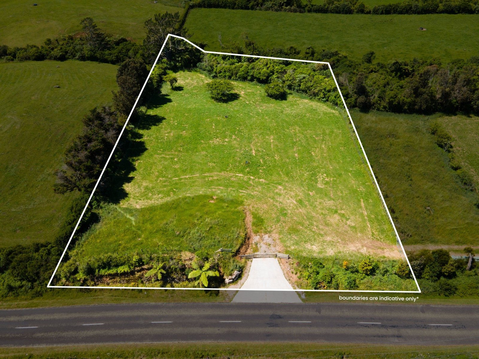PERFECTLY POSITIONED BETWEEN MOUNTAIN & SEA — slide 2