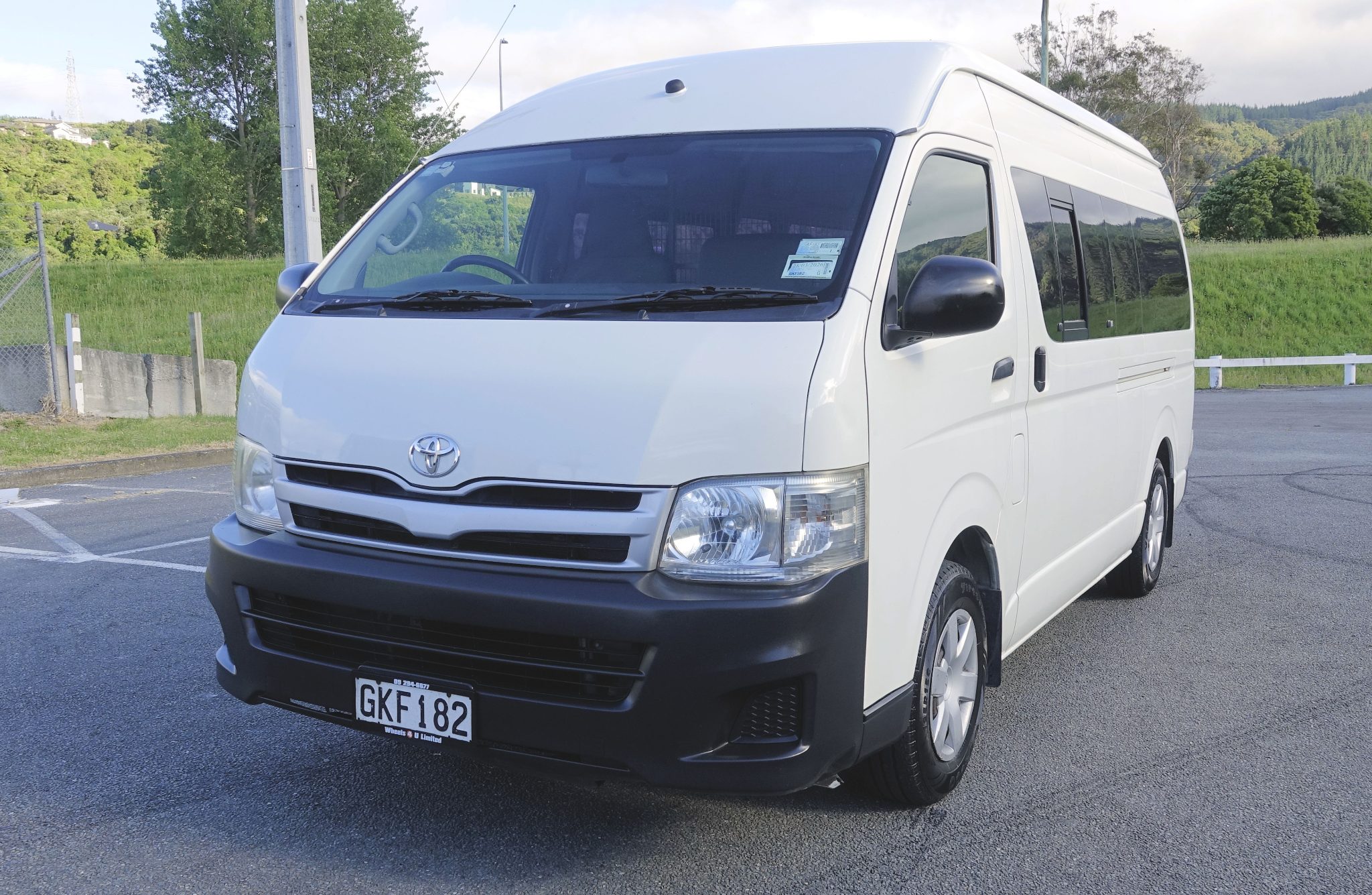 2012 Toyota Hiace Zx Td | Trade Me Motors