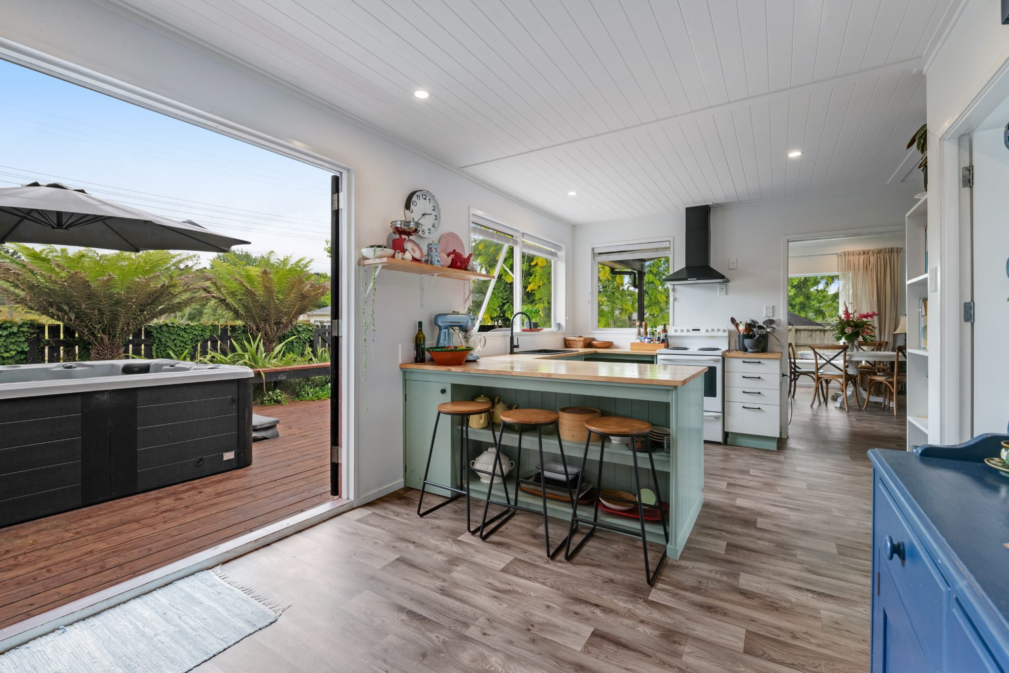 This must go! $949,000 — slide 28