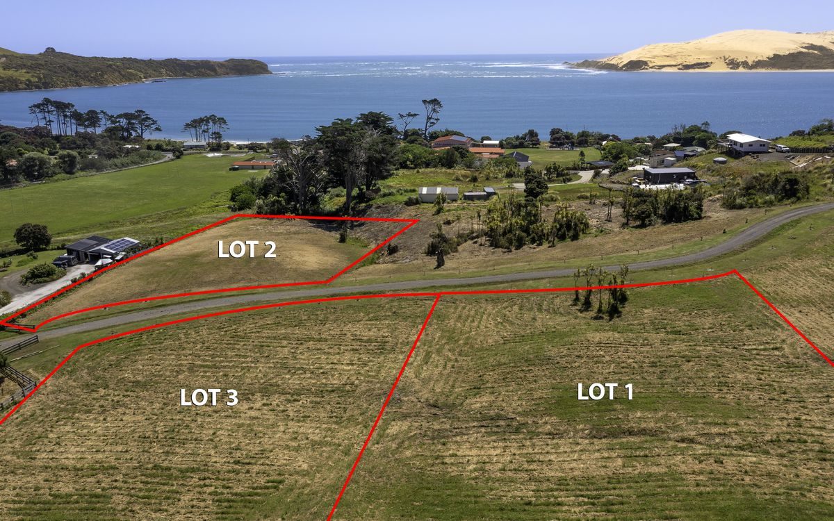 PREMIUM COASTAL SECTIONS WITH HARBOUR VIEWS — slide 15