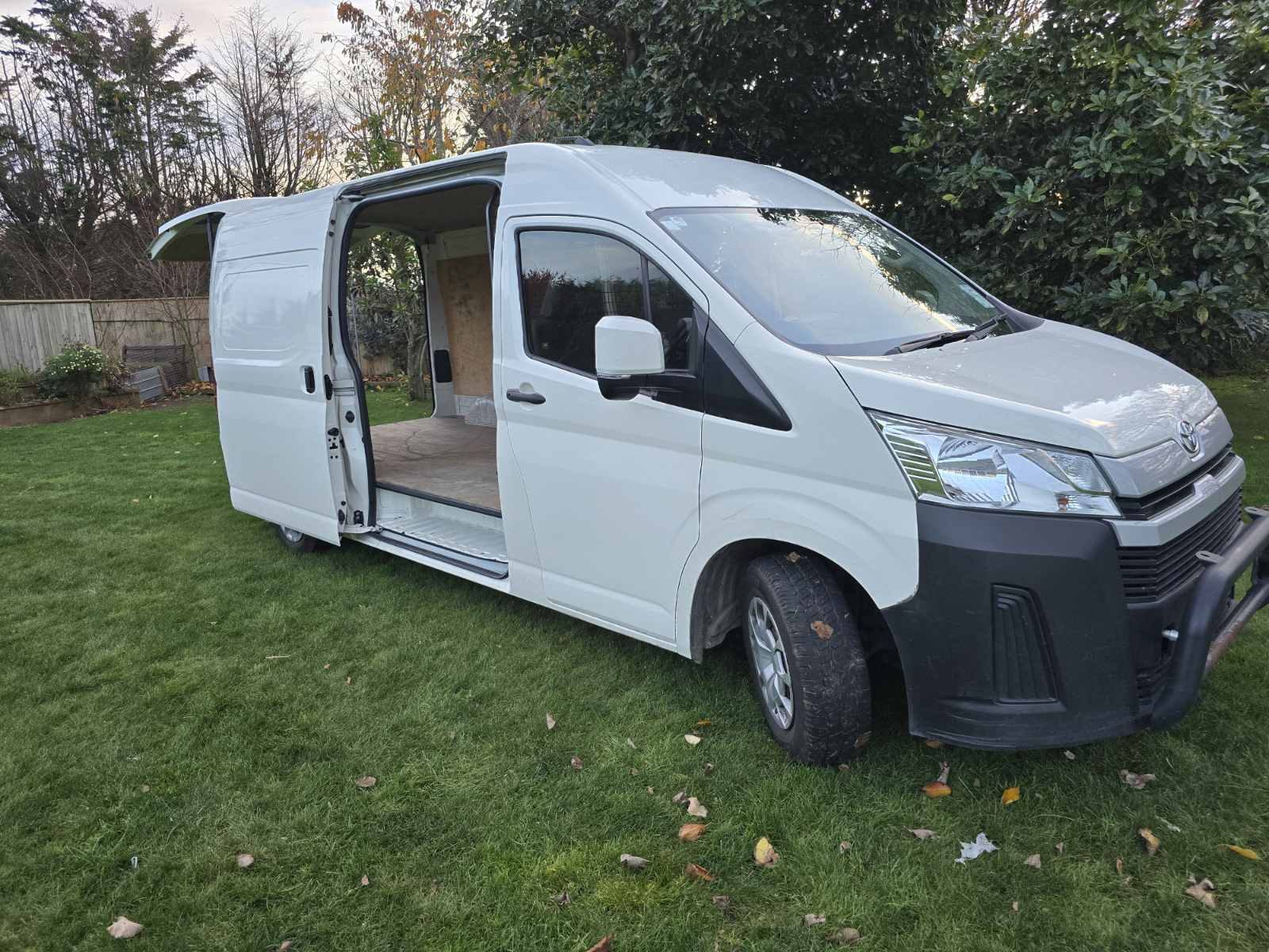 2019 Toyota Hiace Zx Pvn | Trade Me Motors