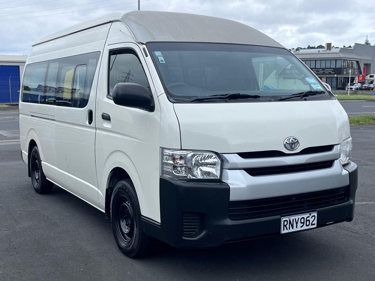 2017 Toyota Hiace NZ NEW - ZX - HIGH ROOF - CRU | Trade Me Motors