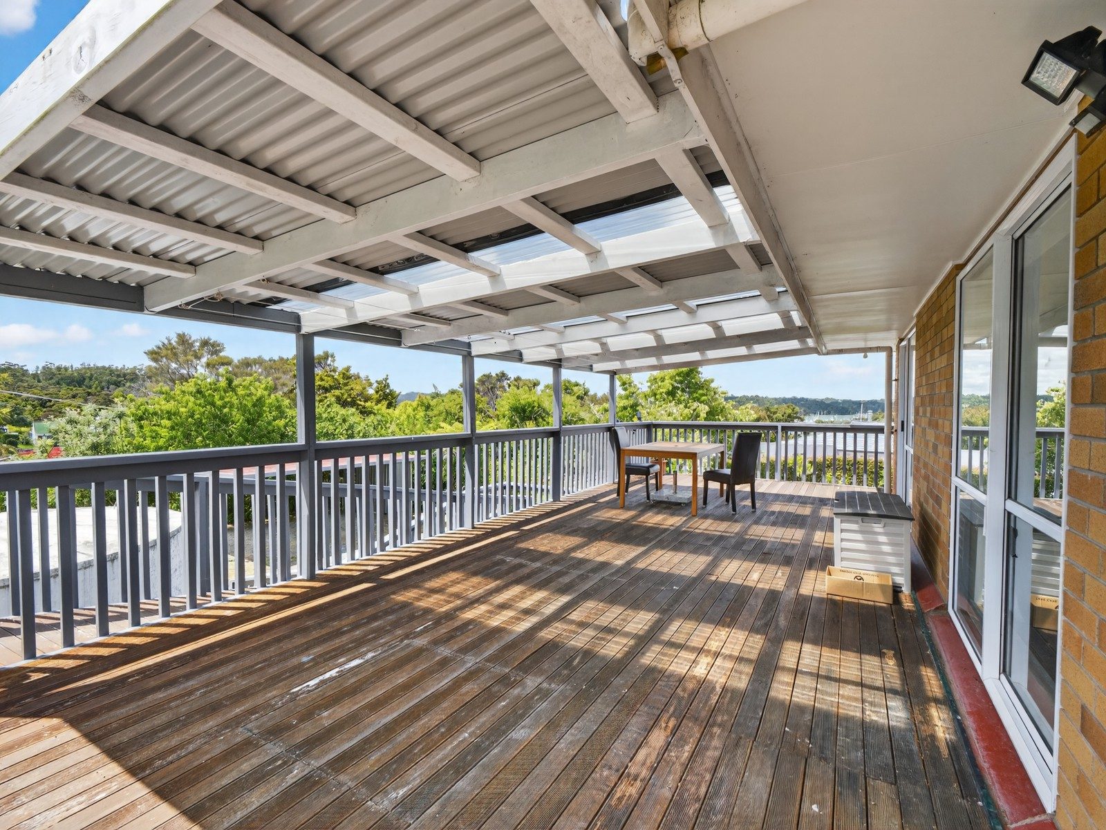 Coastal Living with Dual-Level Flexibility — slide 17