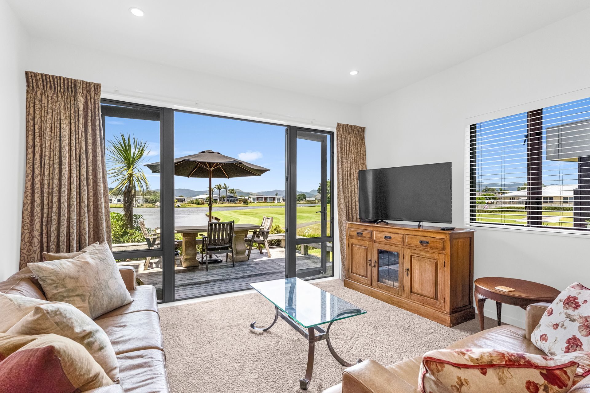 Fully Furnished Lakeside Villa! — slide 2