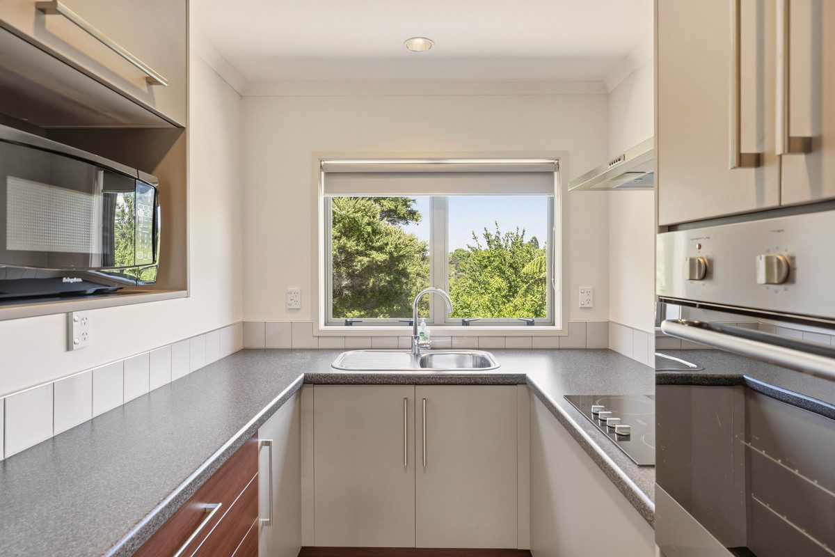 Secure and Peaceful: Over 40's Community Living — slide 4