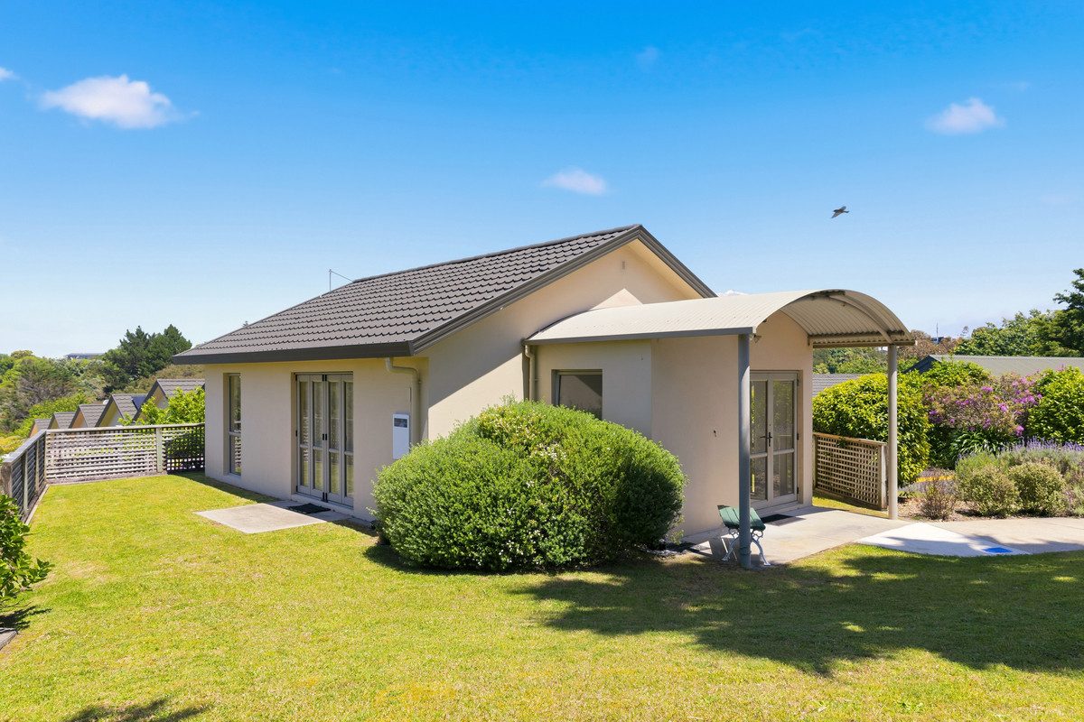 Secure and Peaceful: Over 40's Community Living — slide 15
