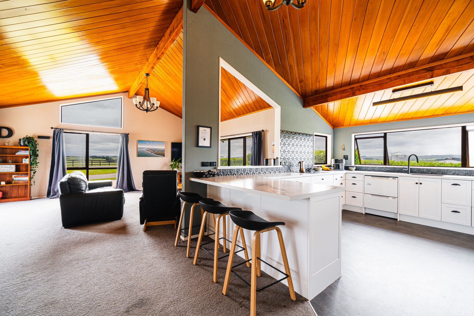 Exceptional Dairy farm in key location — slide 2