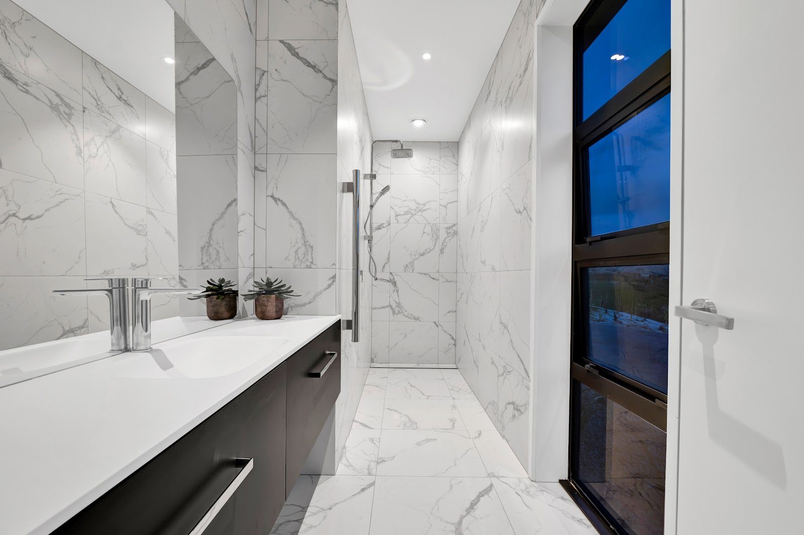 Masterpiece of Modern Luxury — slide 30