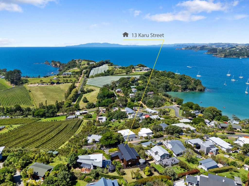 Elevated Luxury with Panoramic Northern Vistas — slide 6