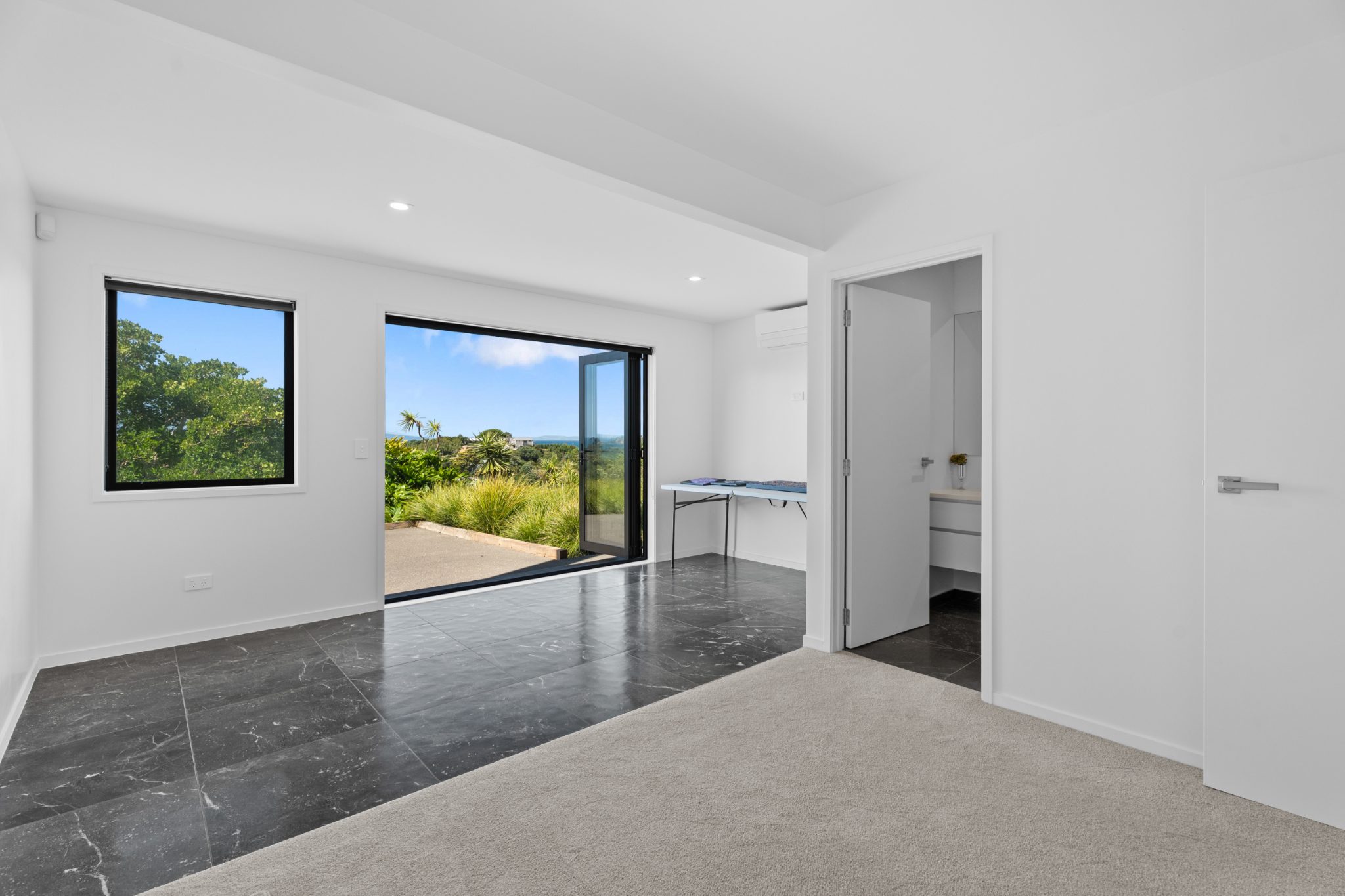 Elevated Luxury with Panoramic Northern Vistas — slide 31