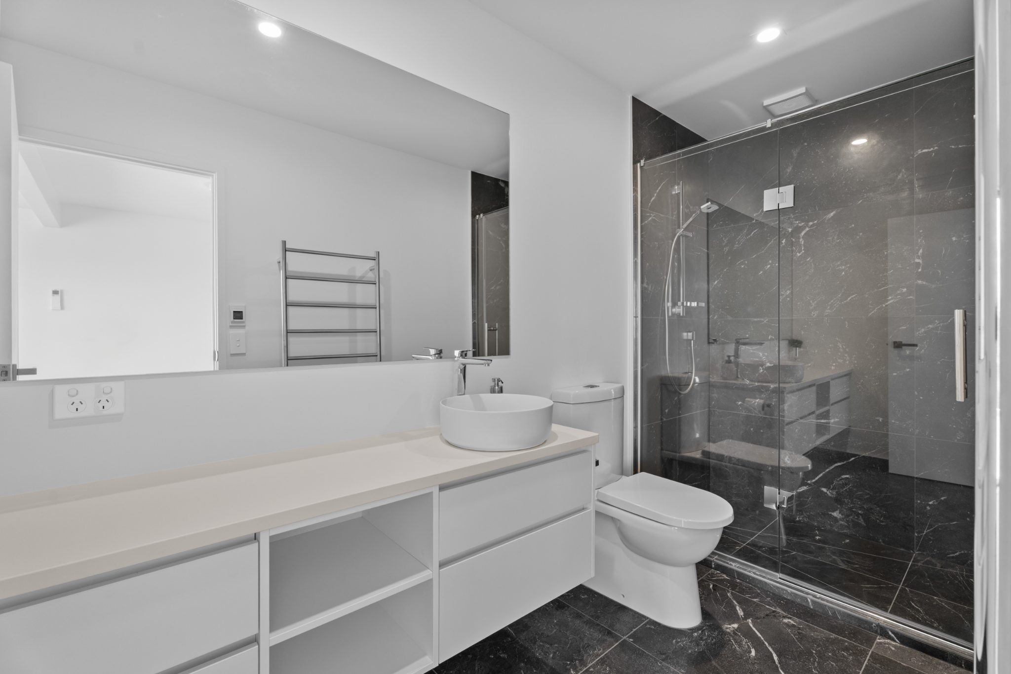 Elevated Luxury with Panoramic Northern Vistas — slide 32