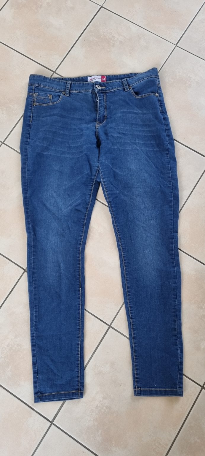 Amco Blue Jeans size 14