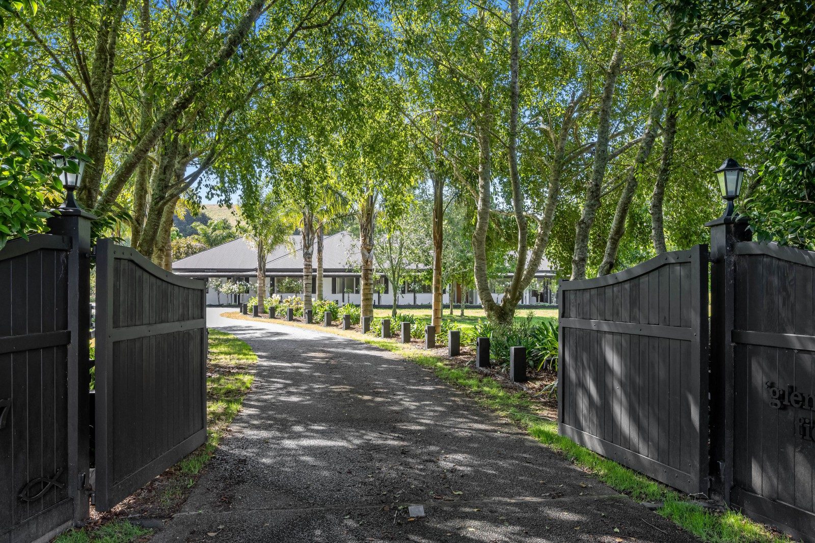 Glengarry Fields – Solid Concrete — slide 1