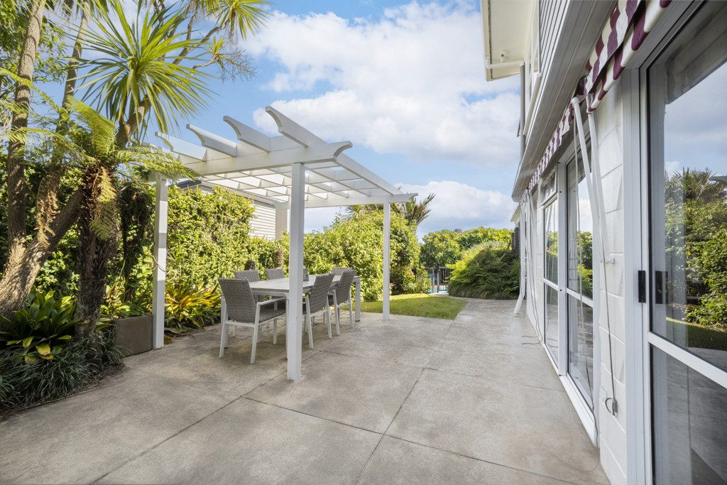 Skyline Views & Resort-Style Family Living — slide 23