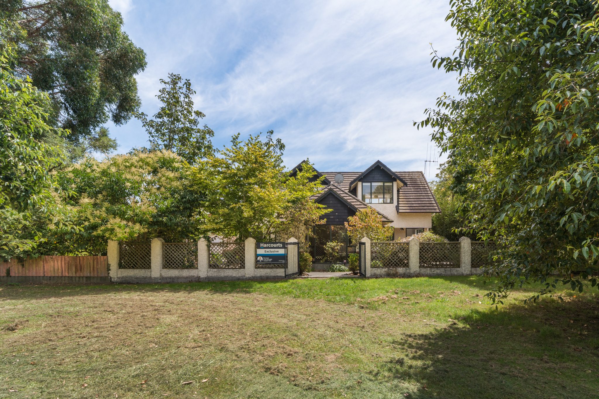 A Family Home In A Winning Location — slide 2