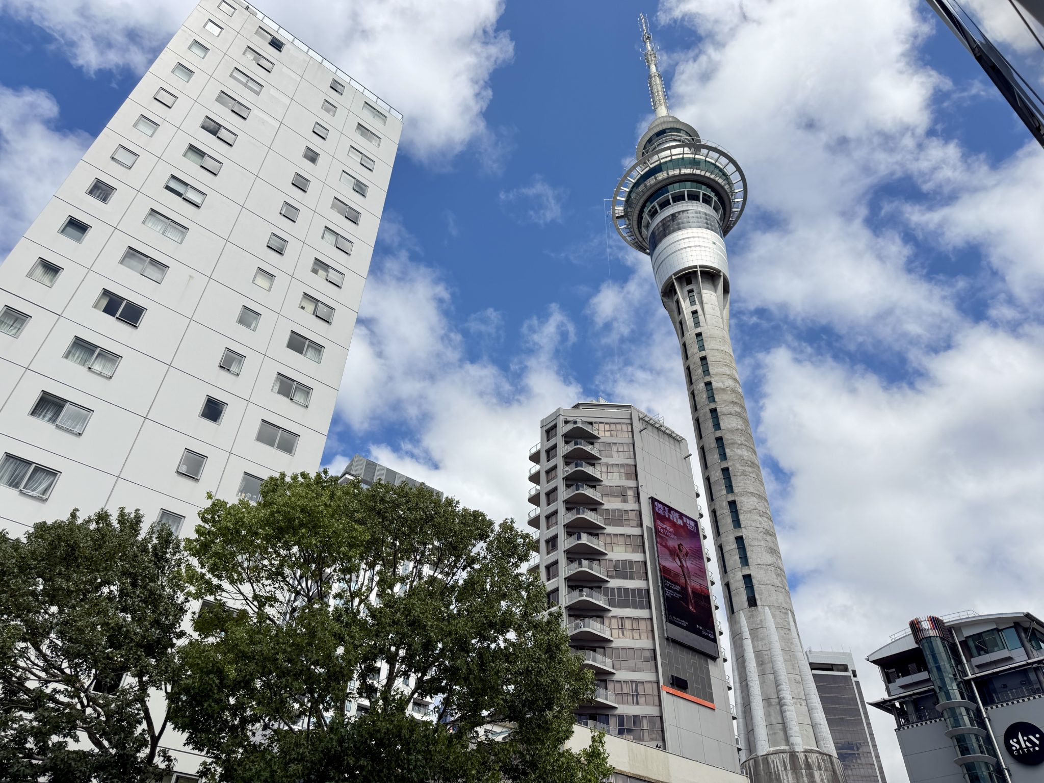 Prime CBD Apartment — slide 16