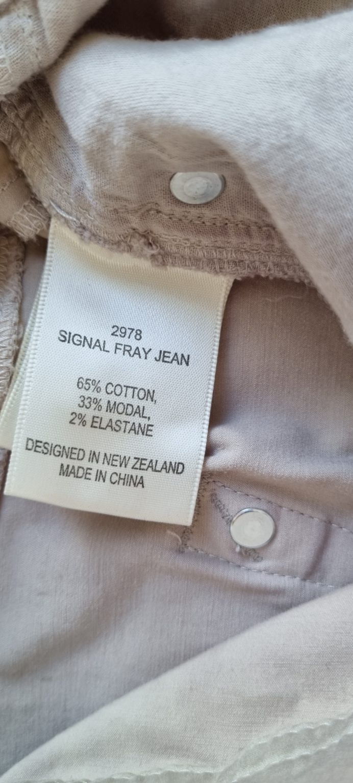 Lania The Label Signal Fray Jean size 14, image 3