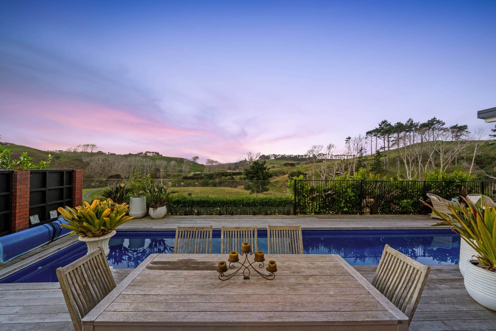 Your Country Resort in Auckland’s Lifestyle Belt — slide 2