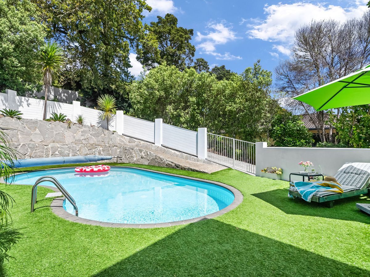 Designed for big family living... — slide 2