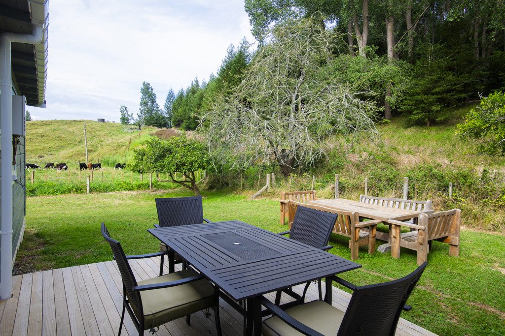 A country home, completely reimagined — slide 2