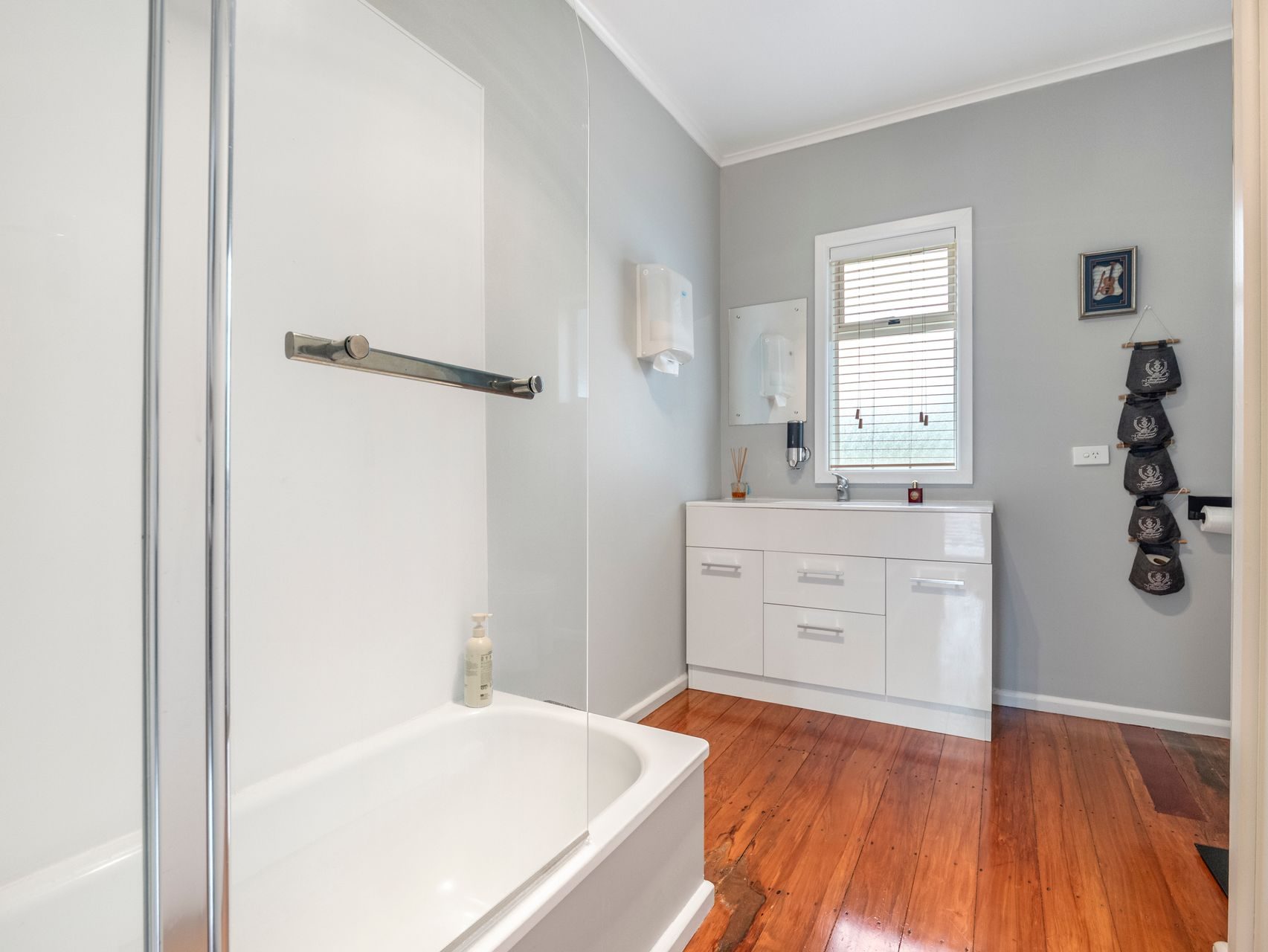 Classic Character with Quarter-Acre Space — slide 15