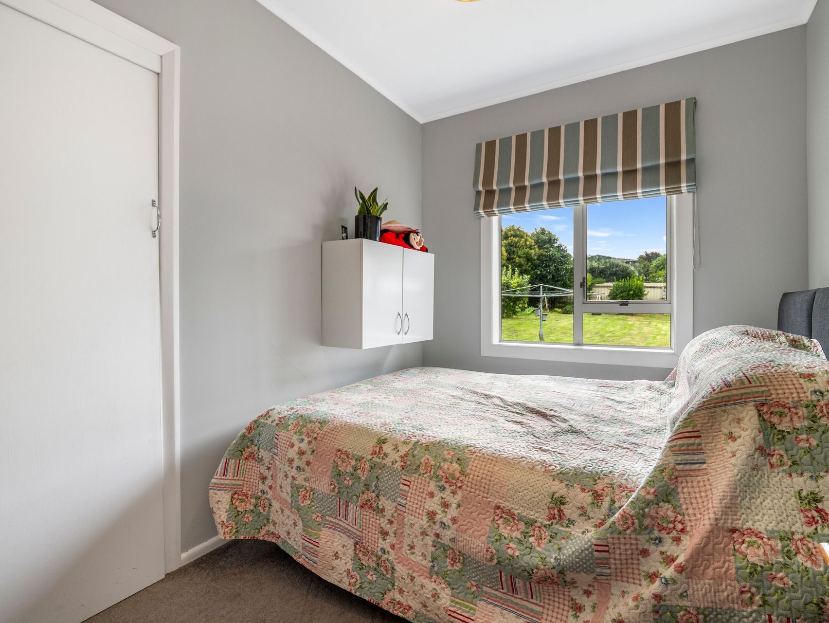 Classic Character with Quarter-Acre Space — slide 12