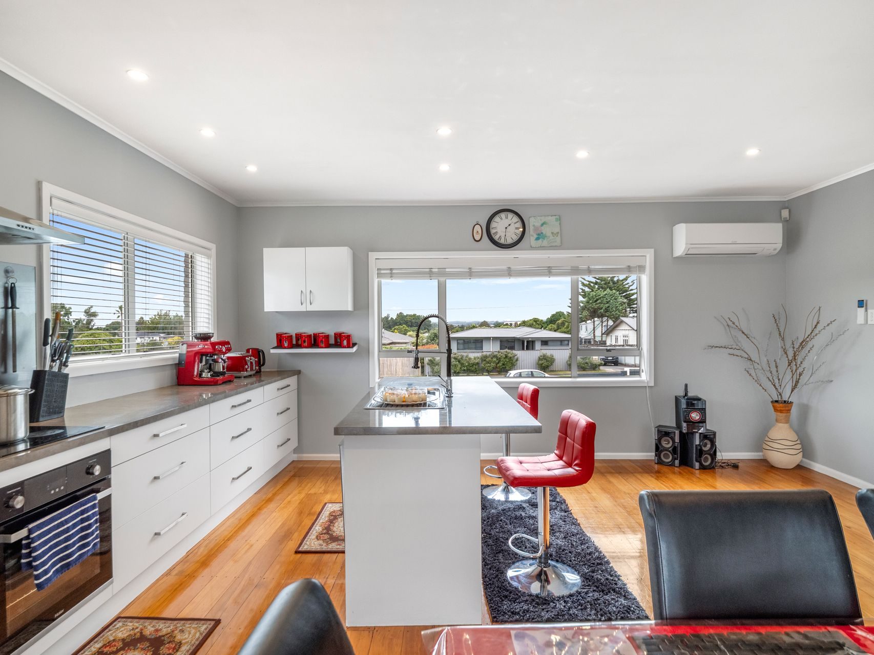 Classic Character with Quarter-Acre Space — slide 9