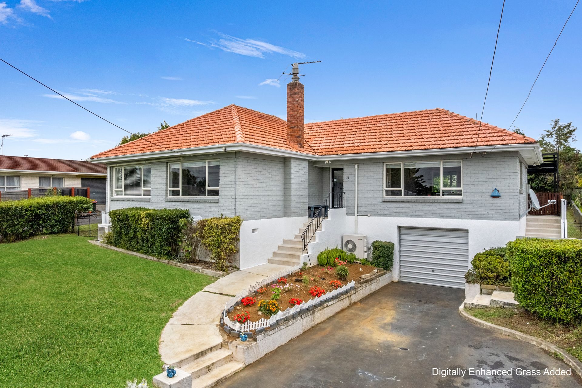 Classic Character with Quarter-Acre Space — slide 20