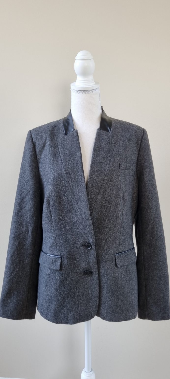 Max Wool Blend Jacket size 16