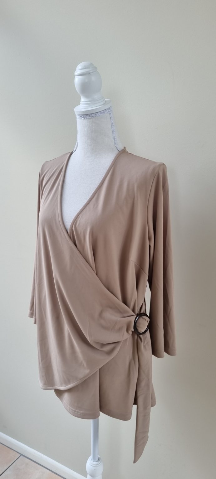 City Chic Refinity Top Size XS 14 / 16, image 2