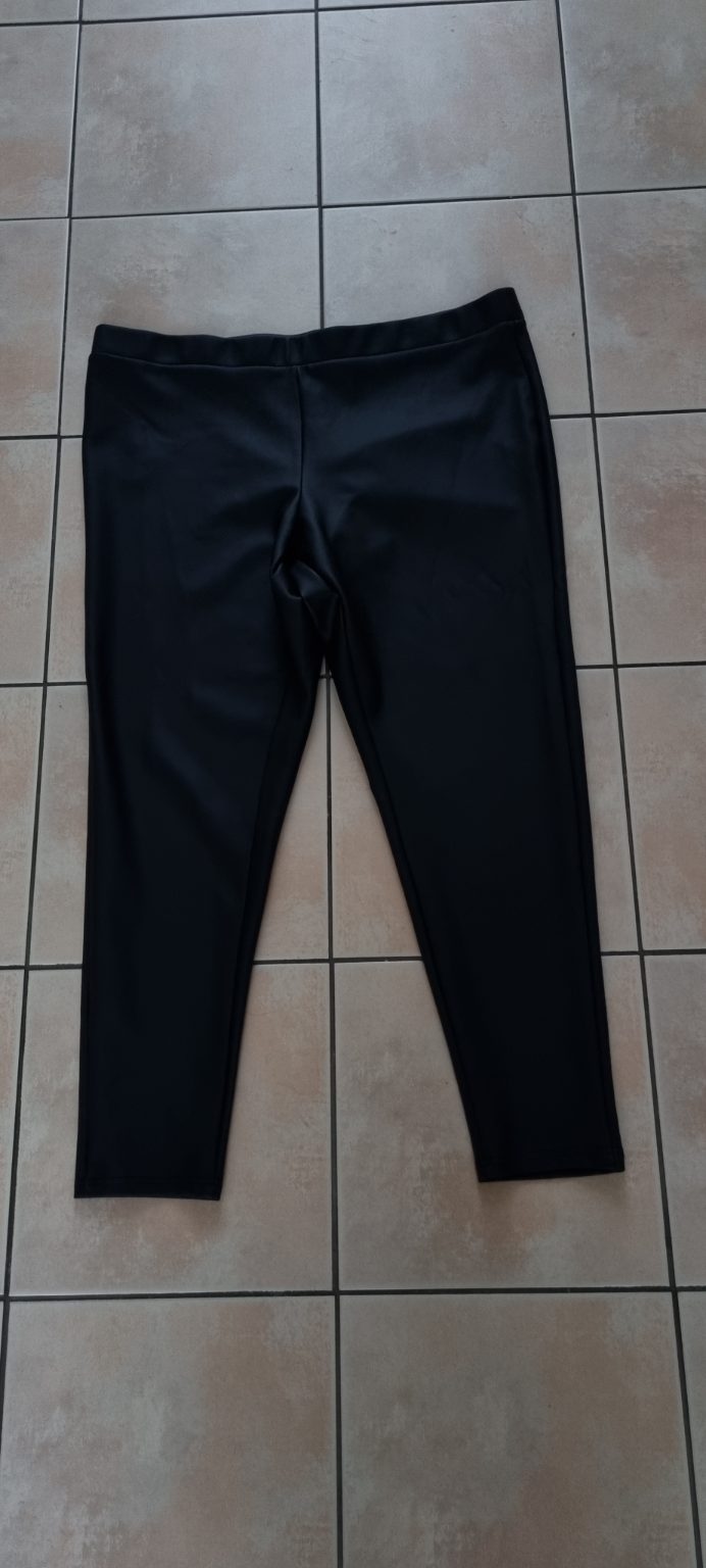 City Chic Black Pants Size L / 20
