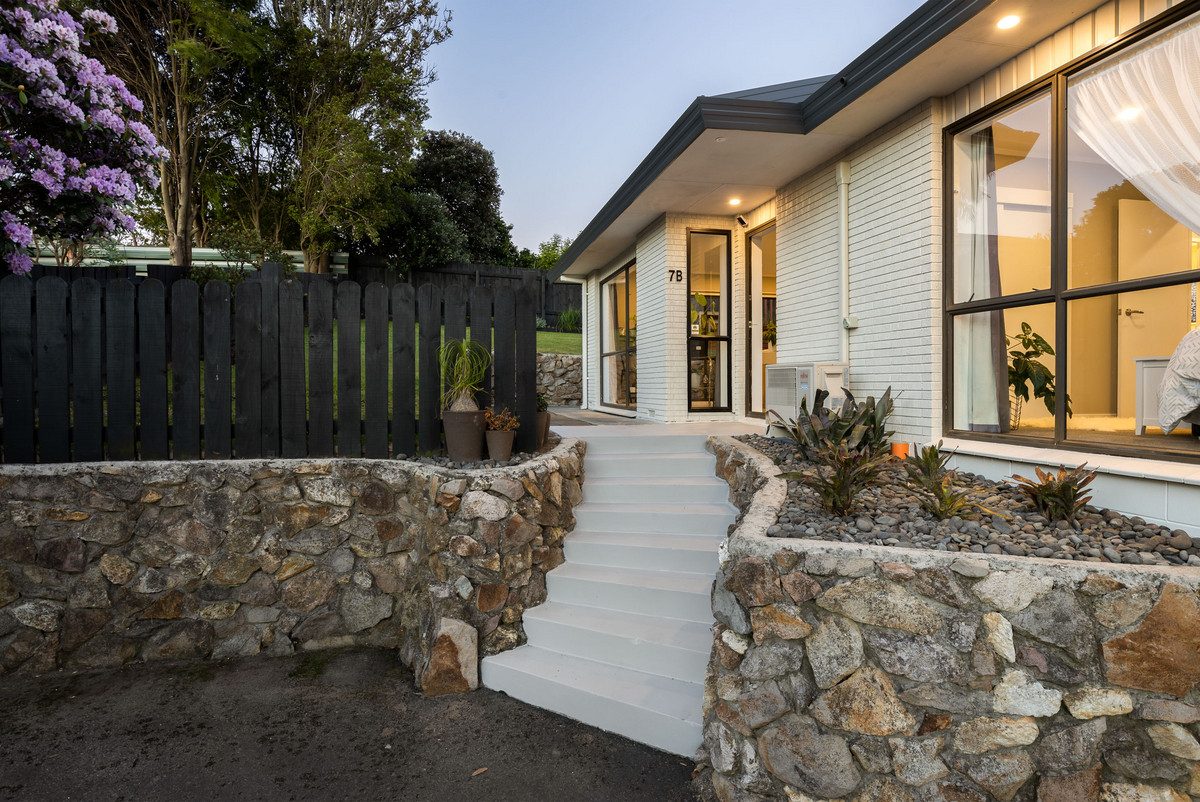 Perfectly Positioned in Sought-After Matua — slide 1
