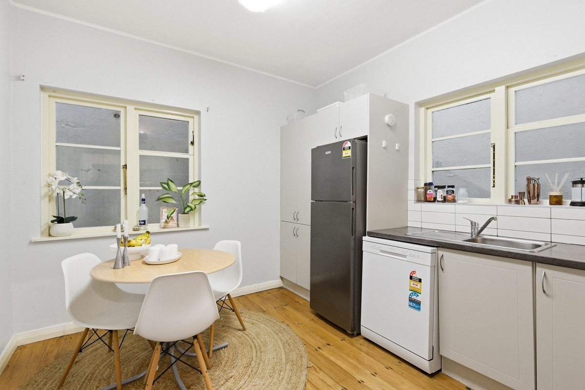 REFRESHED ART DECO CITY PAD — slide 4