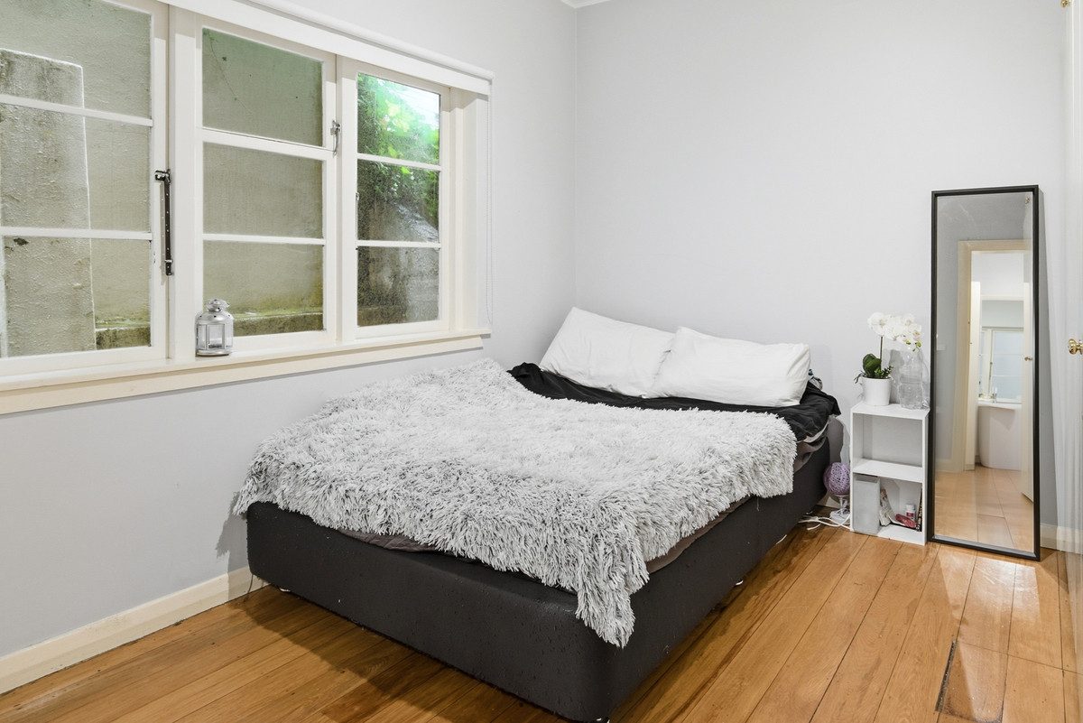 REFRESHED ART DECO CITY PAD — slide 8