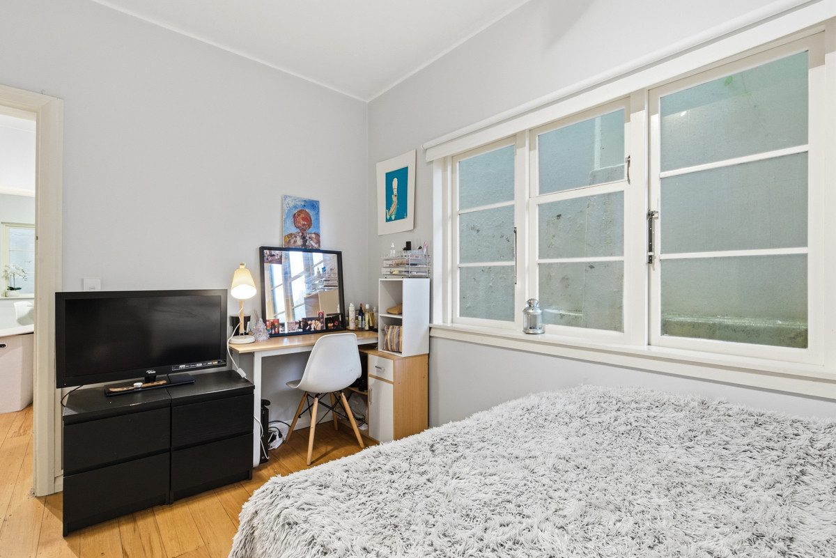 REFRESHED ART DECO CITY PAD — slide 9