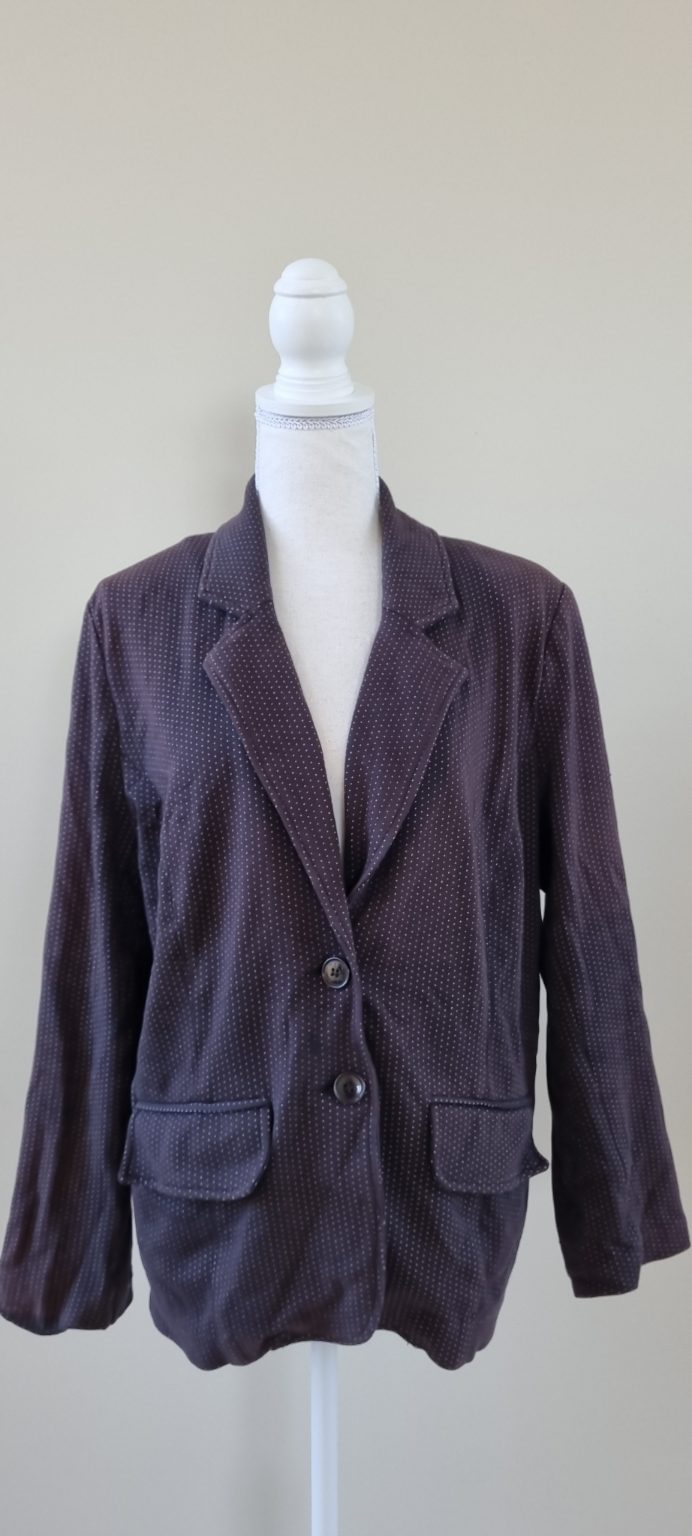 Virtu Jacket size 16