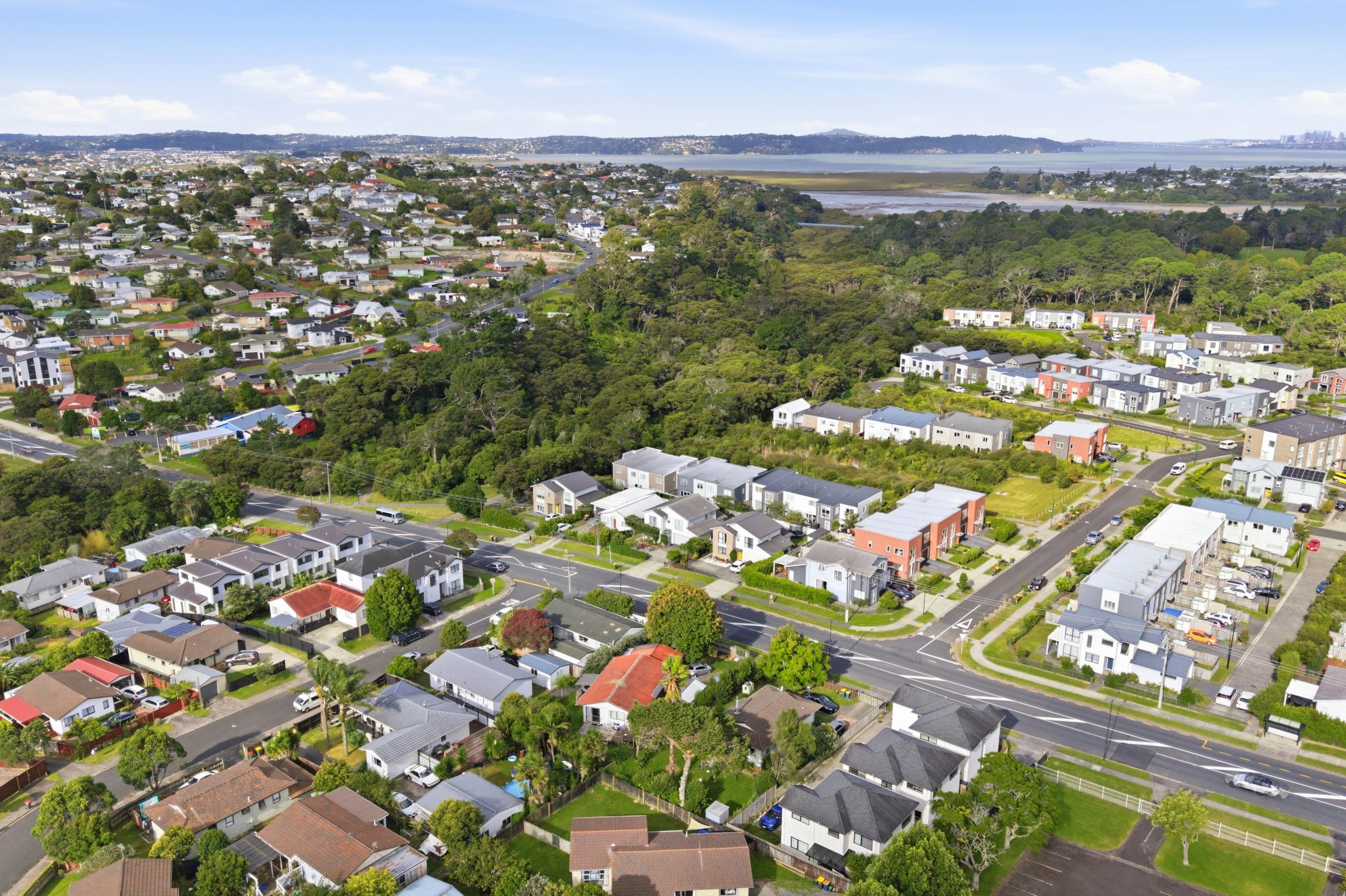 RC for 11 Dwellings . Dual Site . Prime Location — slide 2