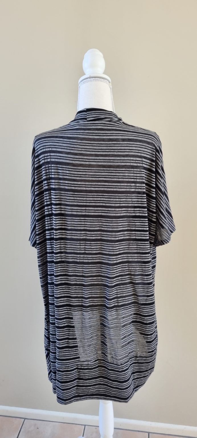 Virtu Cardigan Size XS / 14, image 3