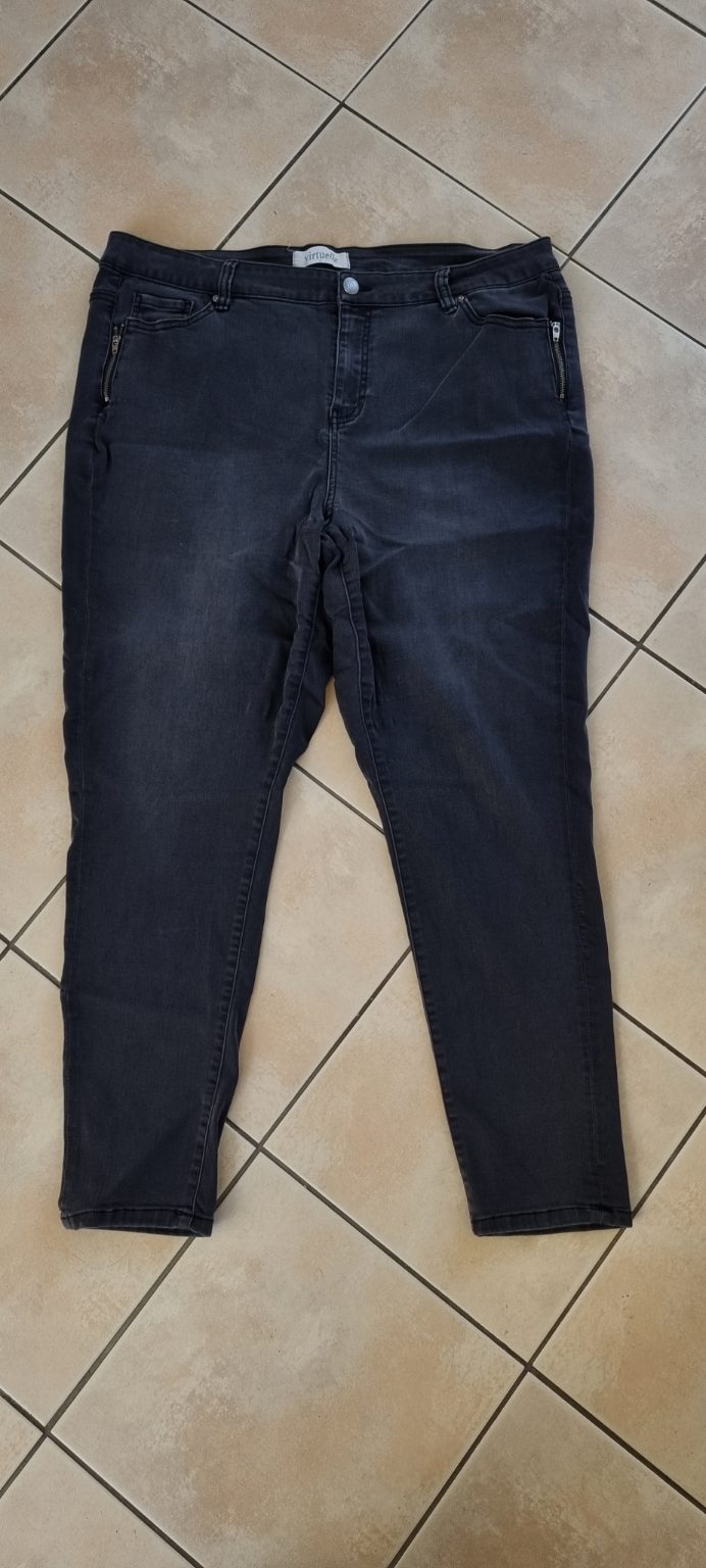Virtuelle Jeans size 20
