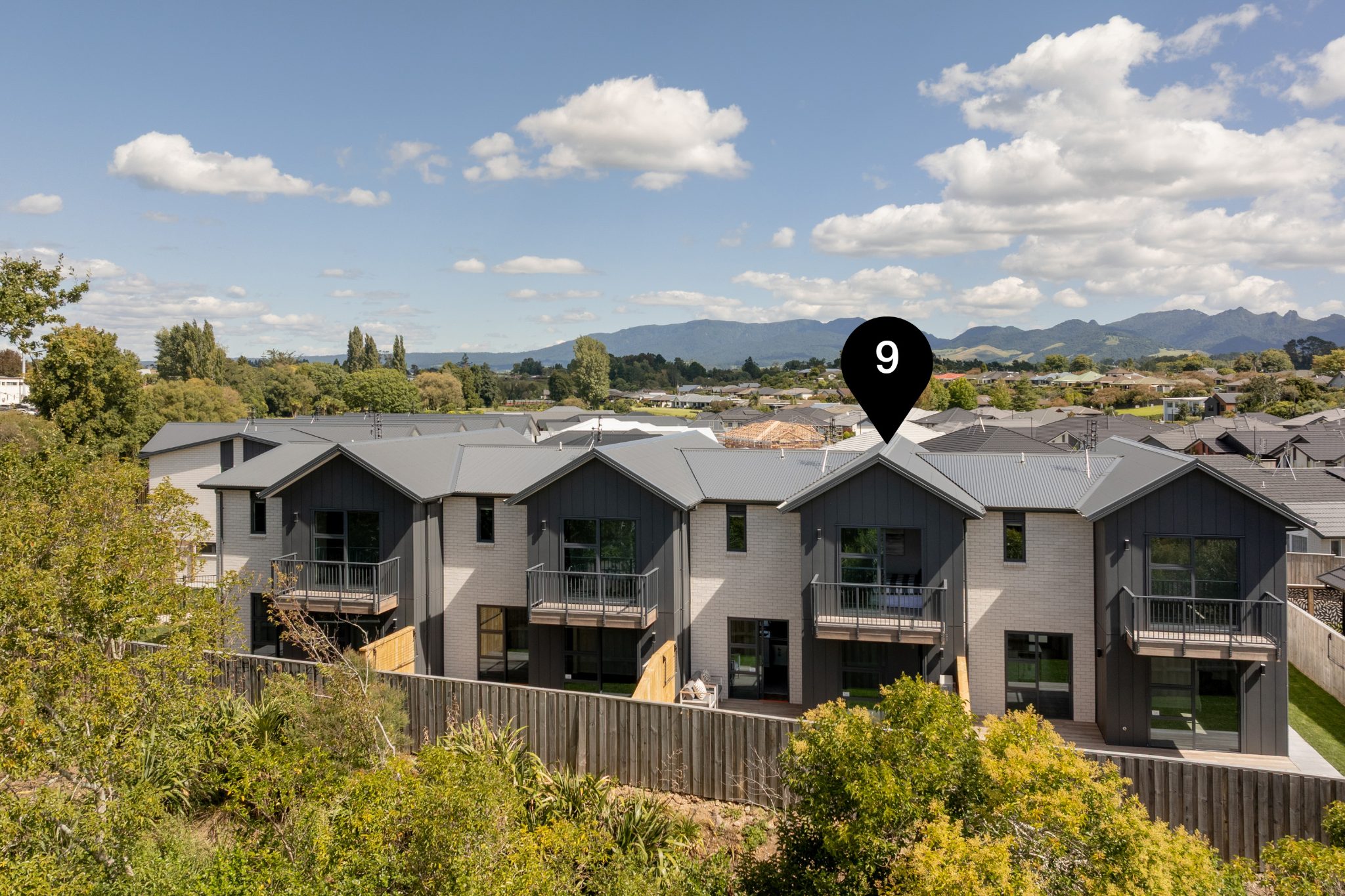 Brand New & Complete! Move In Today! — slide 27