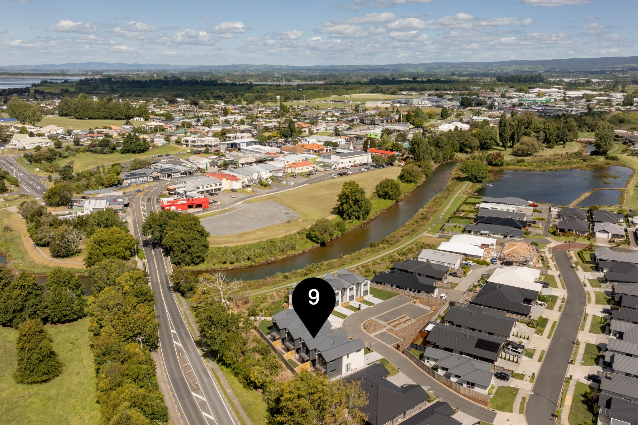 Brand New & Complete! Move In Today! — slide 33