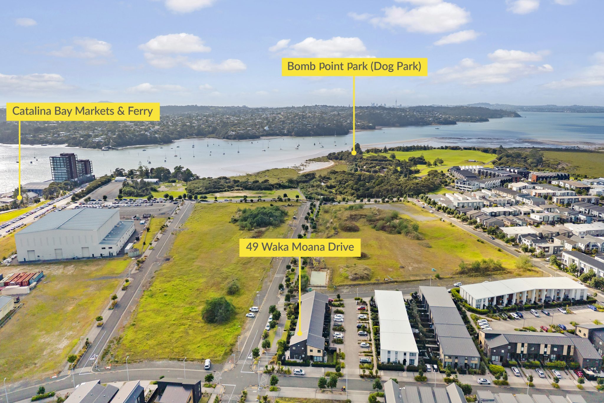 Jalcon Corner - large garden - premium location! — slide 4